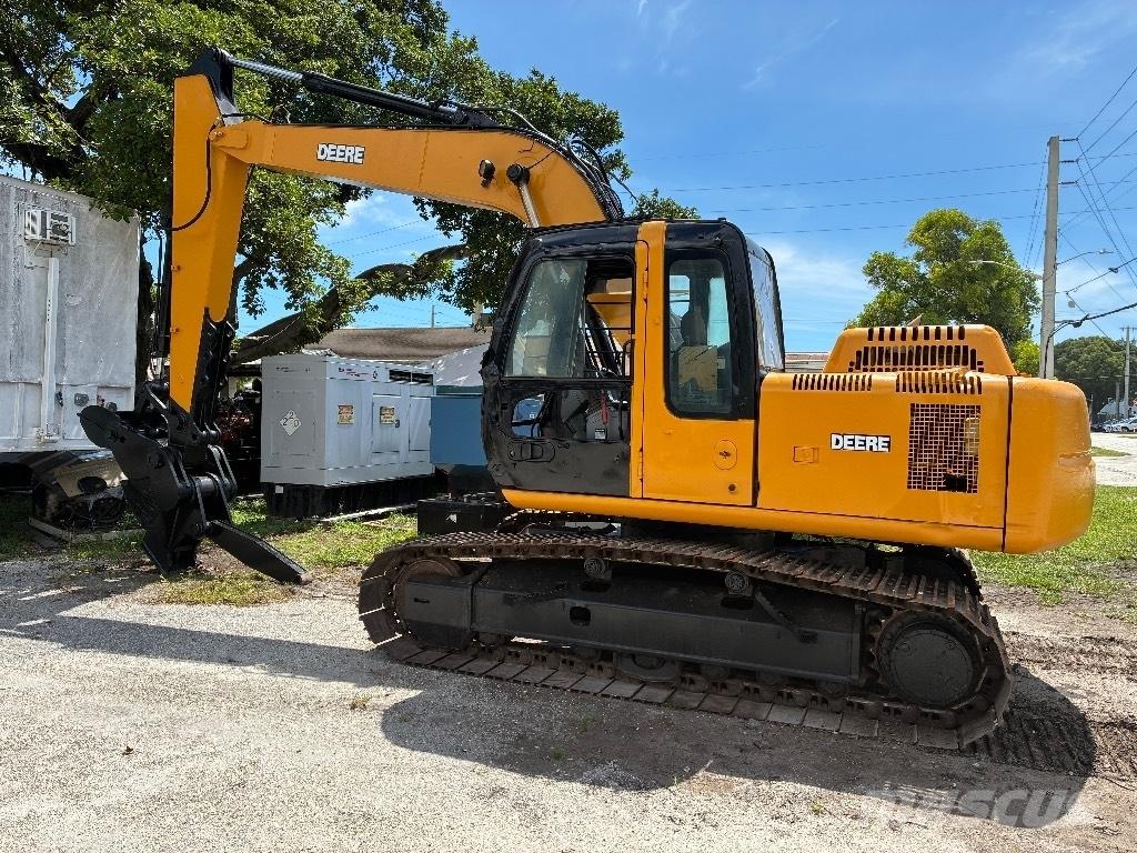 John Deere 160 C Paletli ekskavatörler