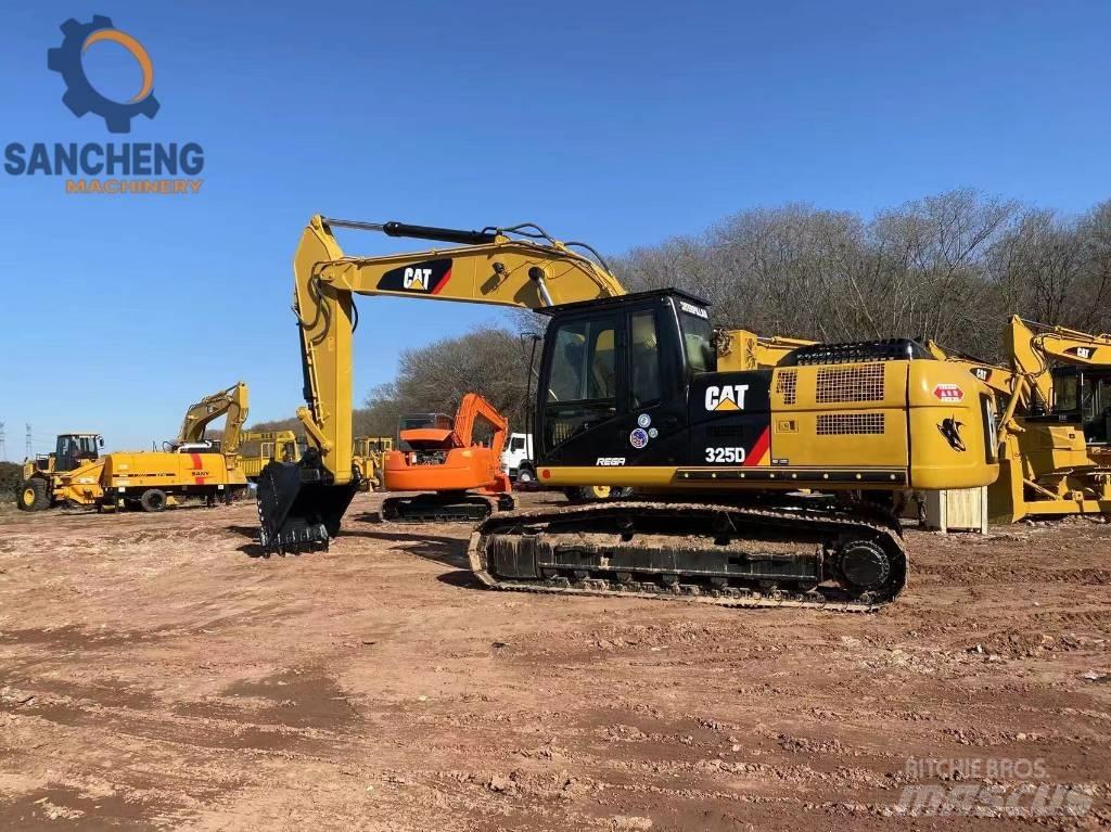 CAT 325 D Paletli ekskavatörler