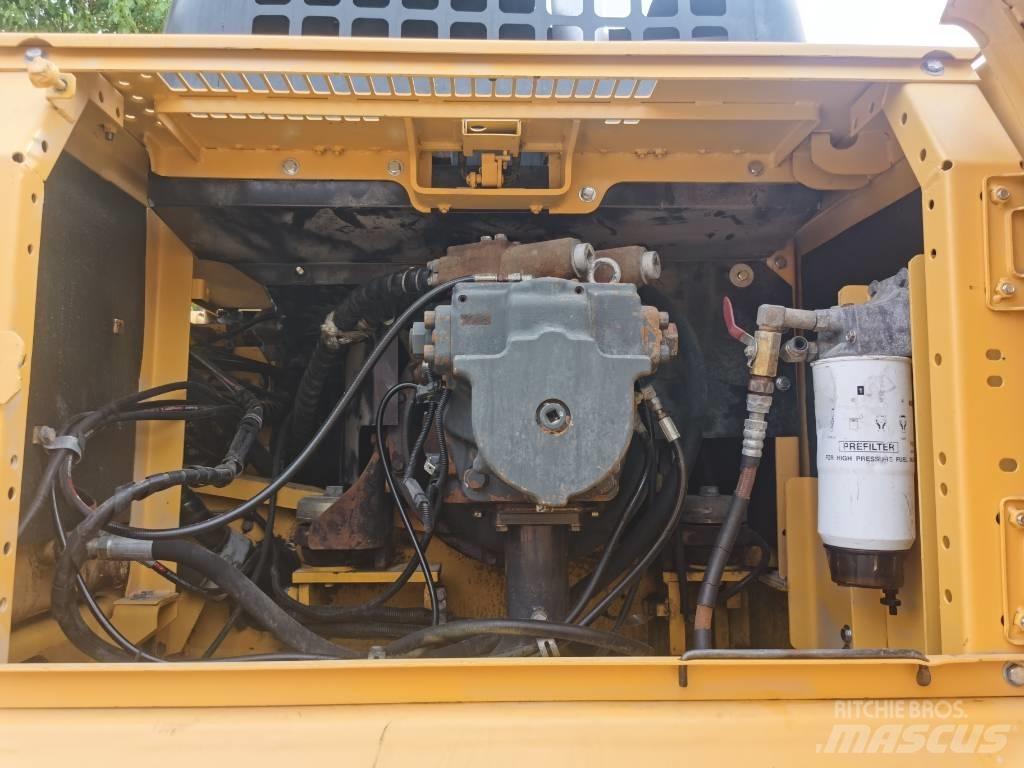 Komatsu PC 400-7 Paletli ekskavatörler