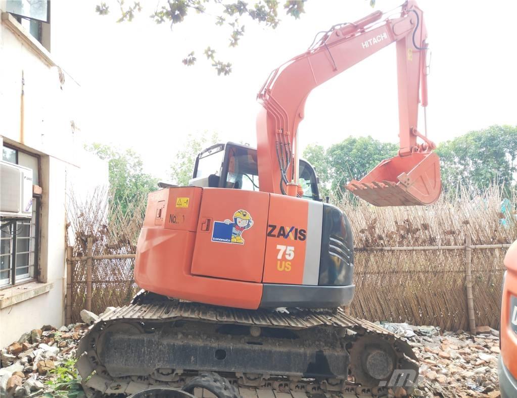 Hitachi ZX75US-3 Midi ekskavatörler 7 - 12 t