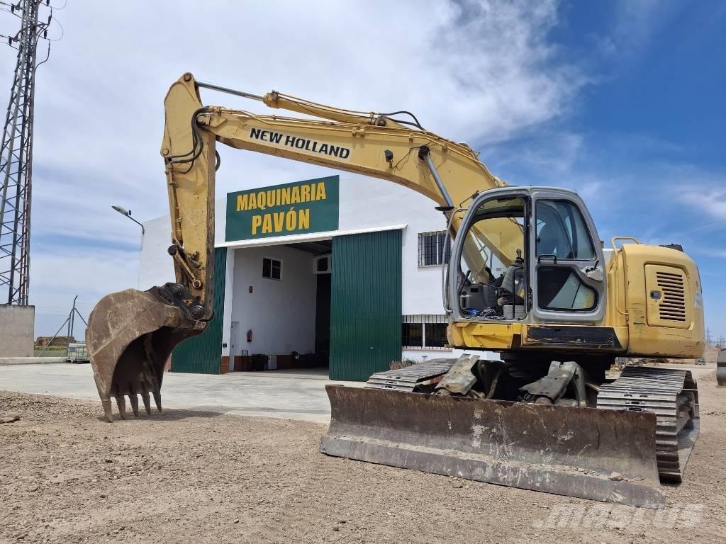 New Holland E 235 SR Paletli ekskavatörler