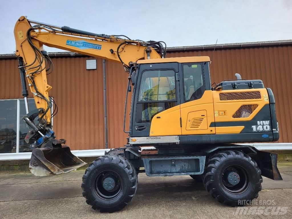 Hyundai HW 140 Arazi Tipi Vinçler (RT)