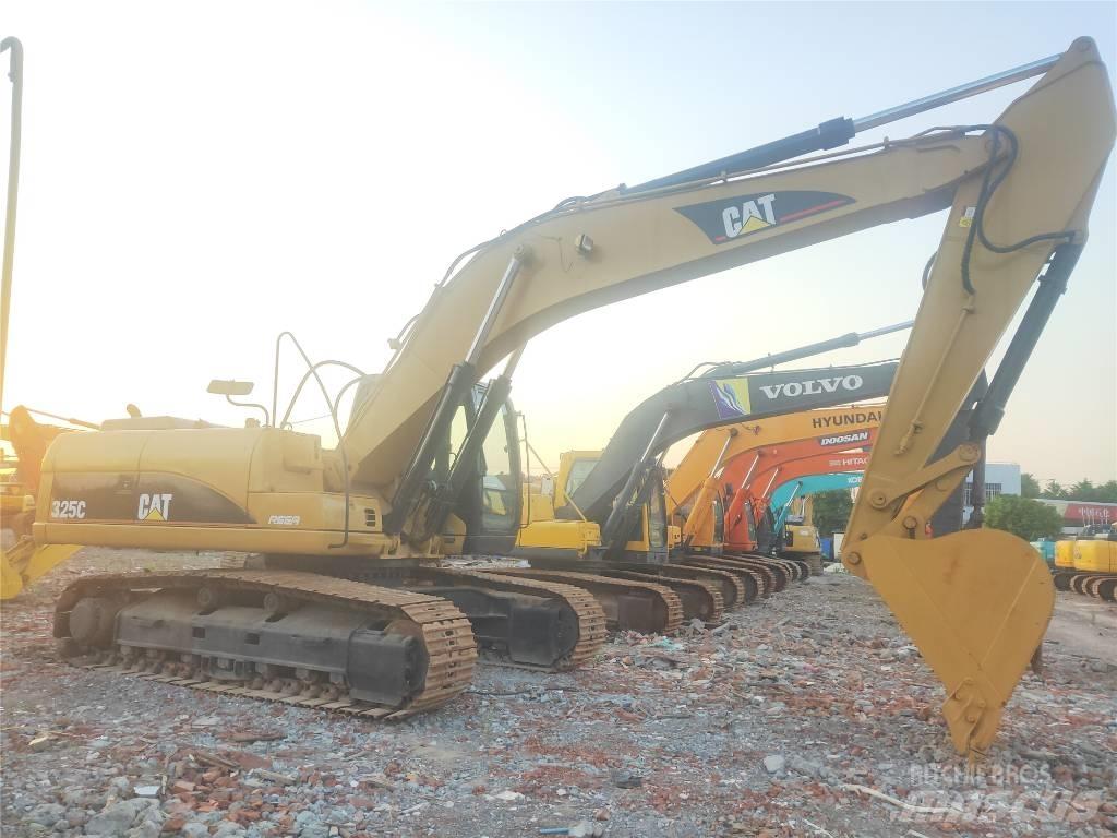CAT 325 C Paletli ekskavatörler