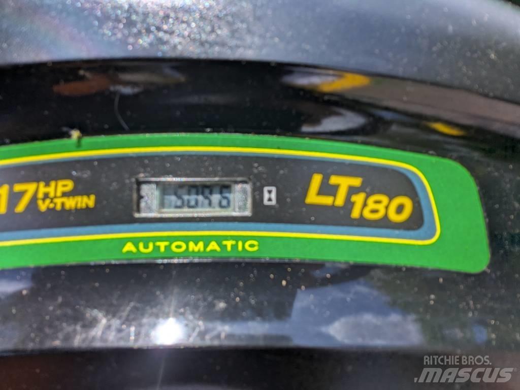 John Deere LT 180 Mobil çim biçme makineleri