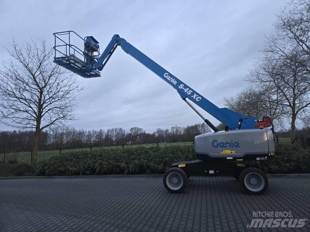 Genie s-45 XC Teleskopik personel platformları