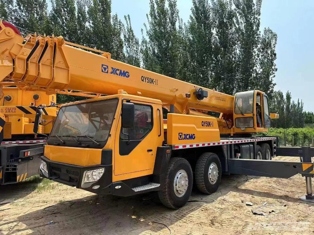 XCMG 50 Yol-Arazi Tipi Vinçler (AT)