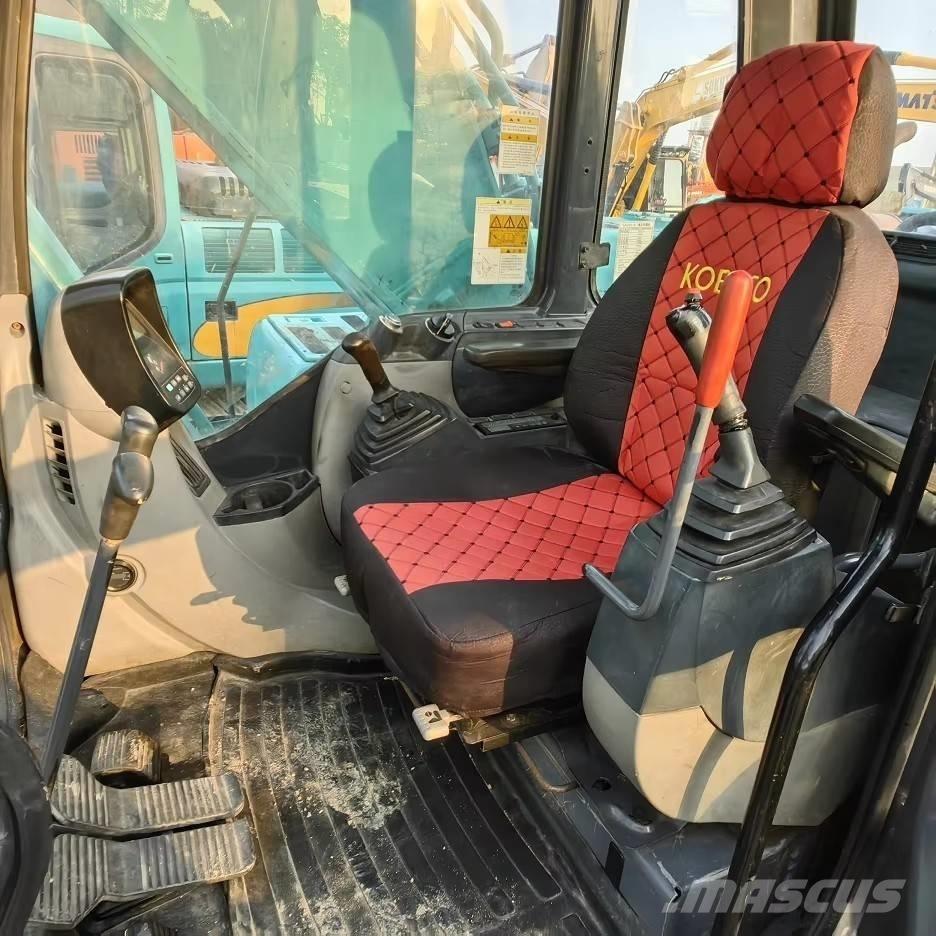 Kobelco SK 200 Paletli ekskavatörler