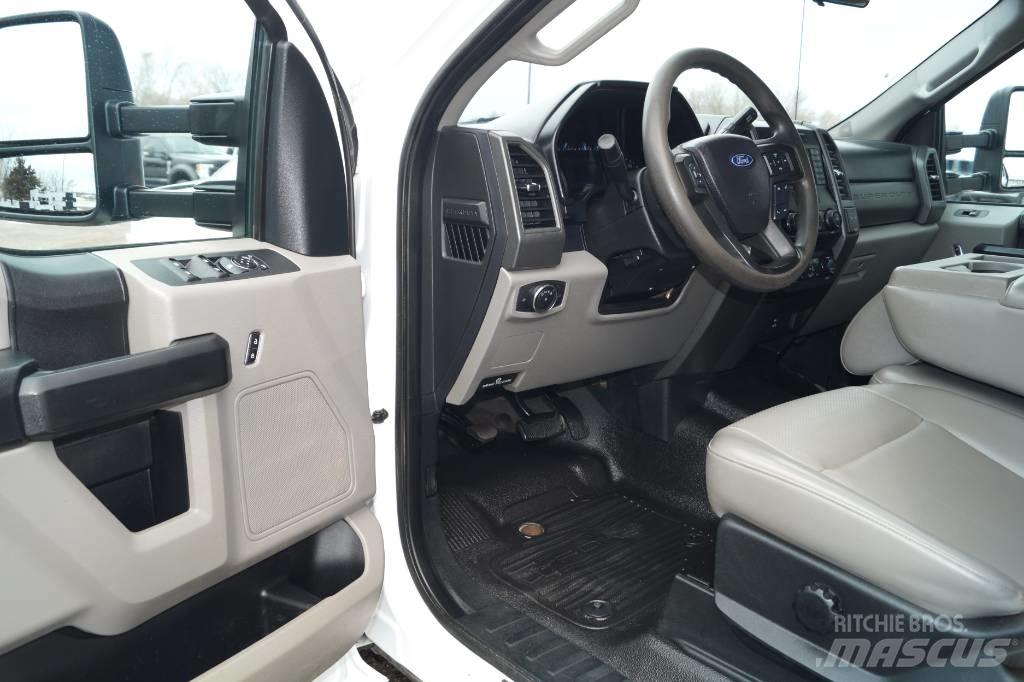 Ford F 350 XL SD Pikaplar