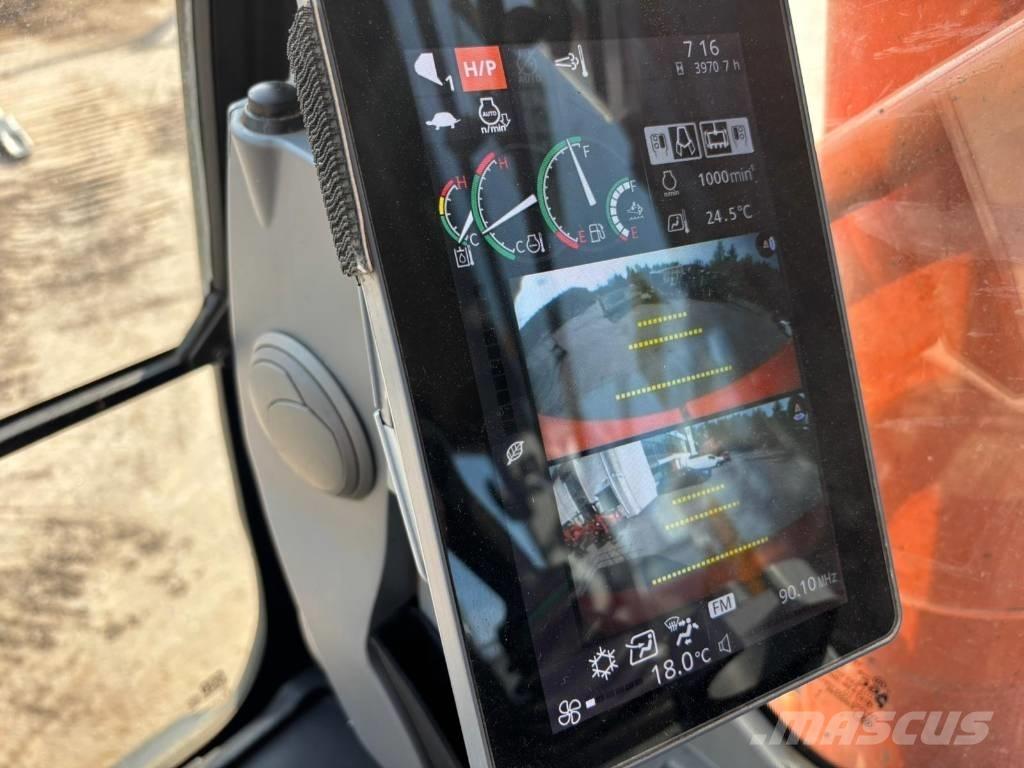 Hitachi ZX 300 LC-7 Paletli ekskavatörler