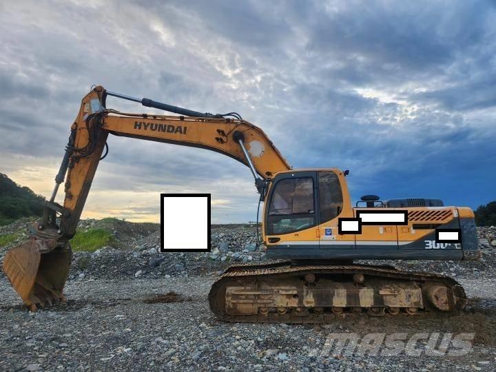 Hyundai Robex 300 LC Paletli ekskavatörler