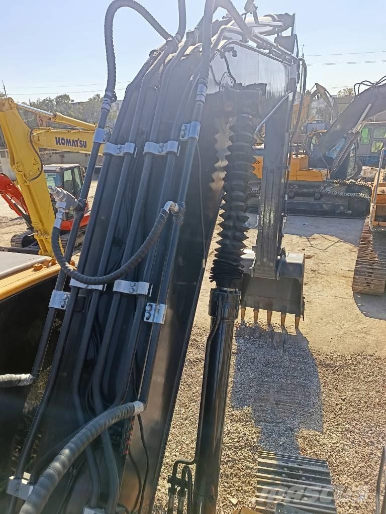 Hyundai 220LC-9s Paletli ekskavatörler