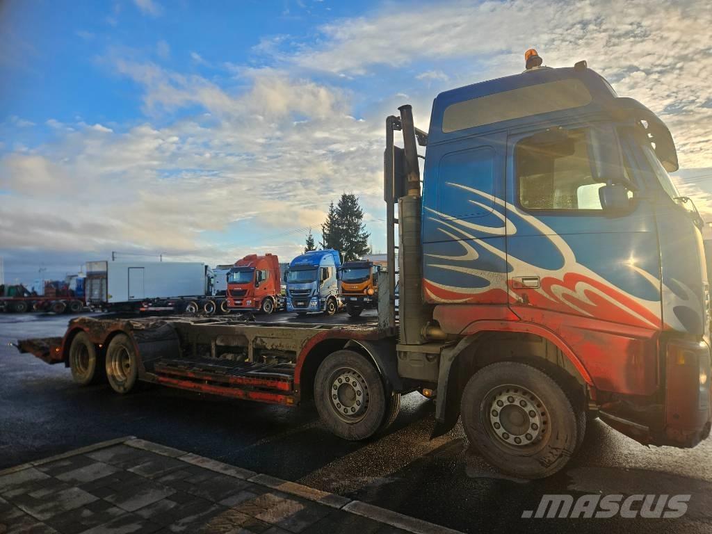 Volvo FH12 8x4 Orman makinesi taşıma kamyonları