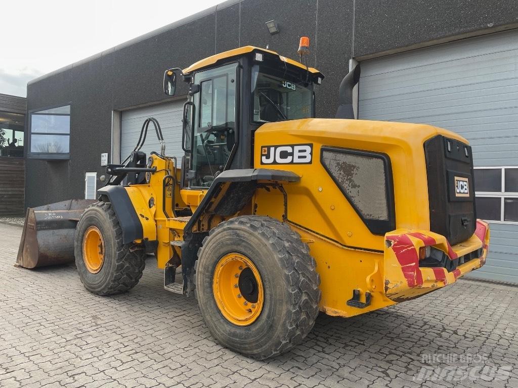JCB 427HT Tekerlekli yükleyiciler