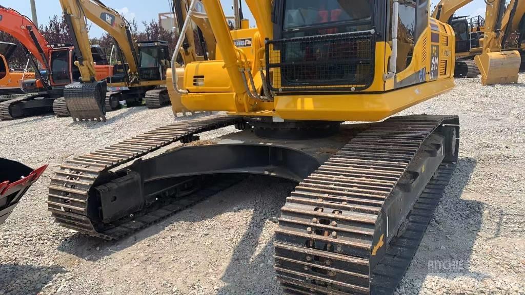 Komatsu PC 240 Paletli ekskavatörler
