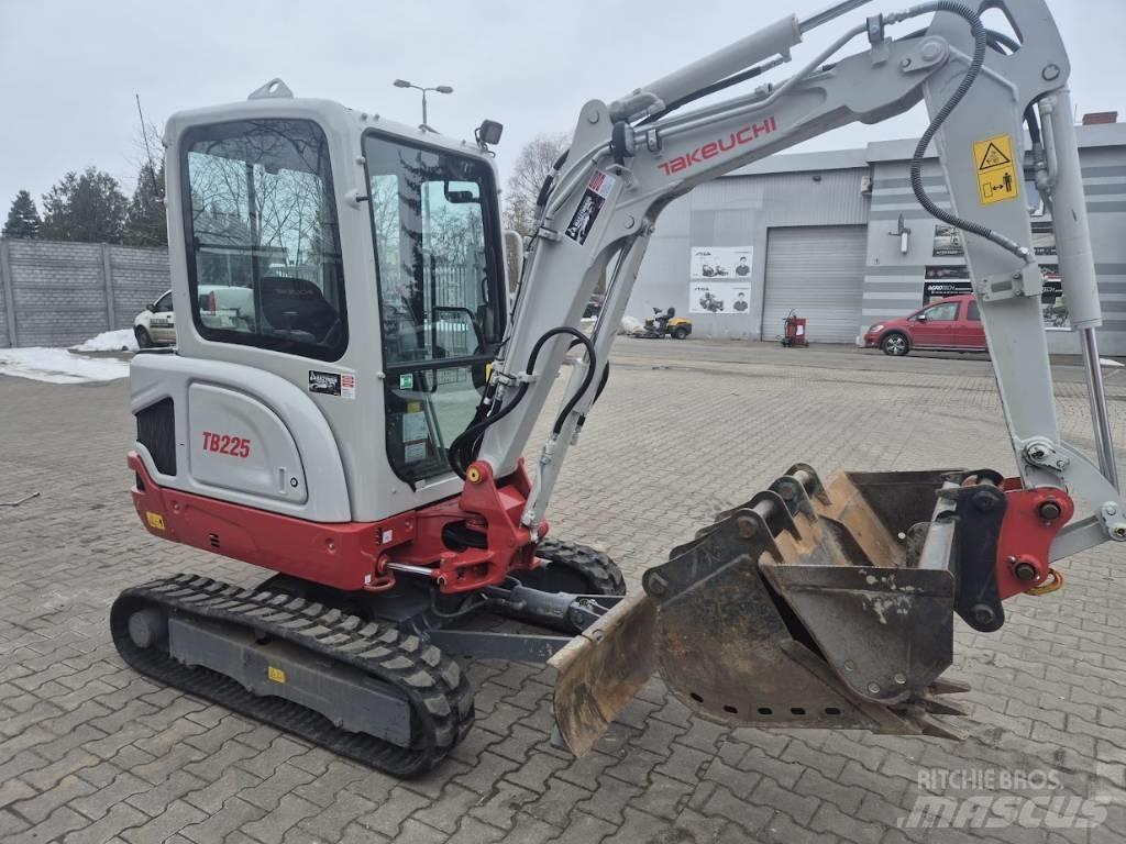 Takeuchi TB 225 Mini ekskavatörler, 7 tona dek