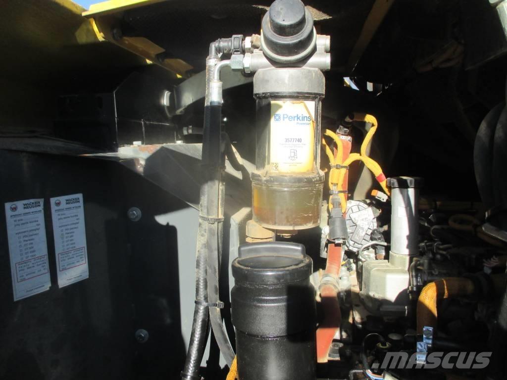 Wacker Neuson DW 60 Belden kirma kamyonlar