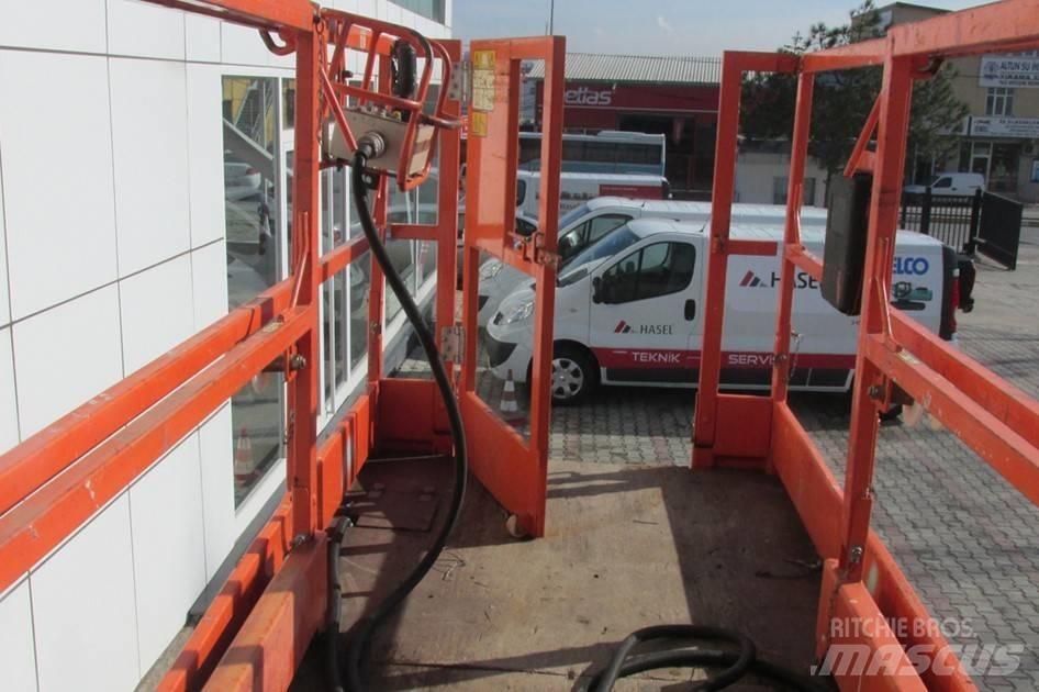 JLG 180-12 Makasli platformlar