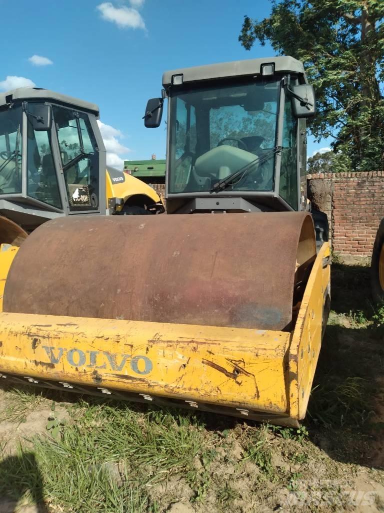 Volvo SD 105 Zemin sıkıştırma makineleri