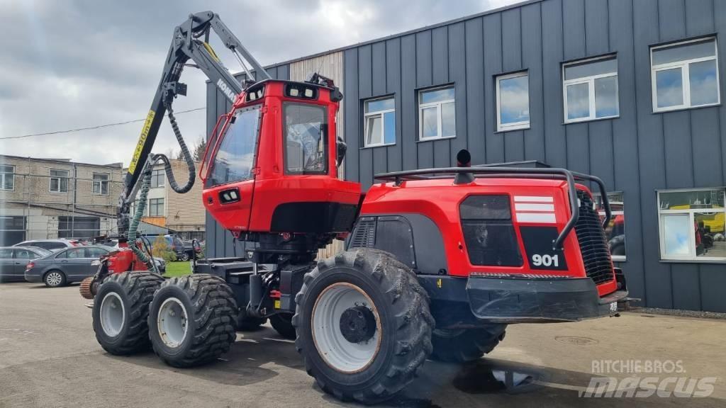 Komatsu 901 Biçerdöverler