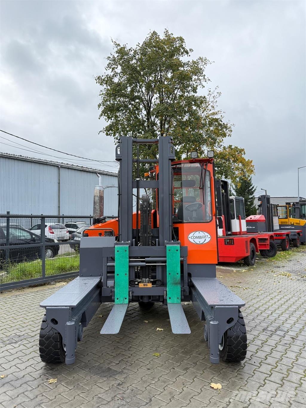 Combilift C5000 XL 4 yönlü reach truck