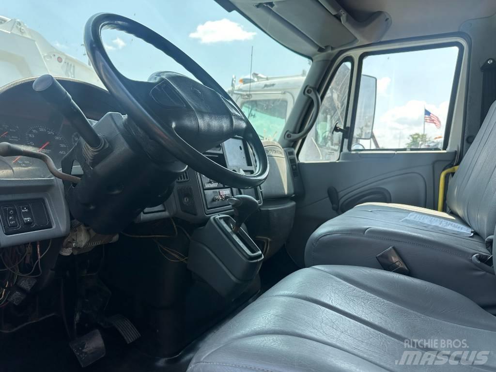 International 4300 Atik kamyonlari