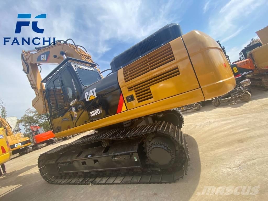 CAT 330d2 Paletli ekskavatörler