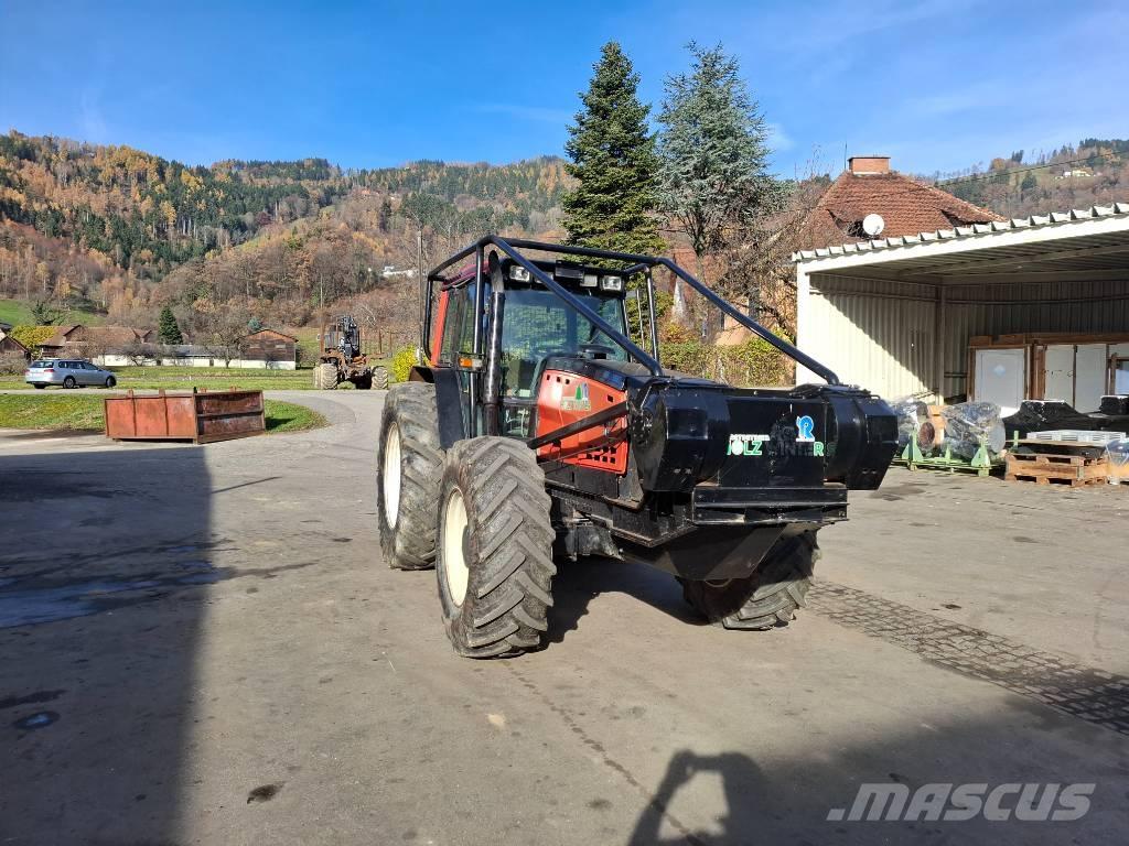 Valtra 8550 Orman traktörleri