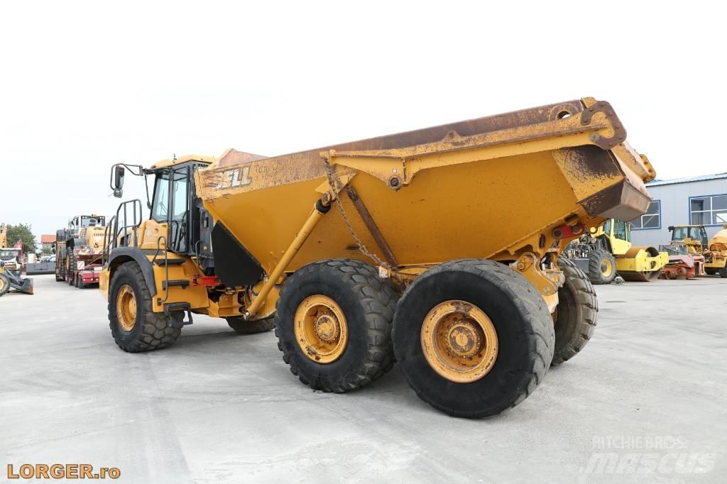 Bell B 30 E Belden kirma kaya kamyonu