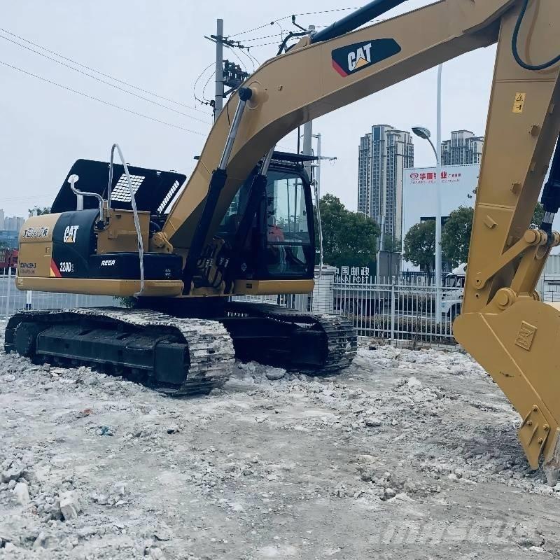 CAT 320 D Paletli ekskavatörler