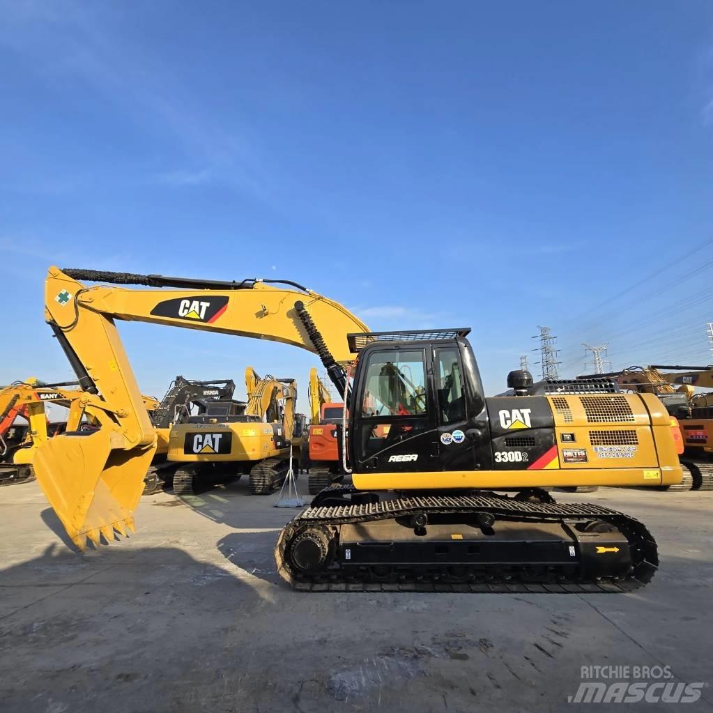 CAT 330 D2 Midi ekskavatörler 7 - 12 t