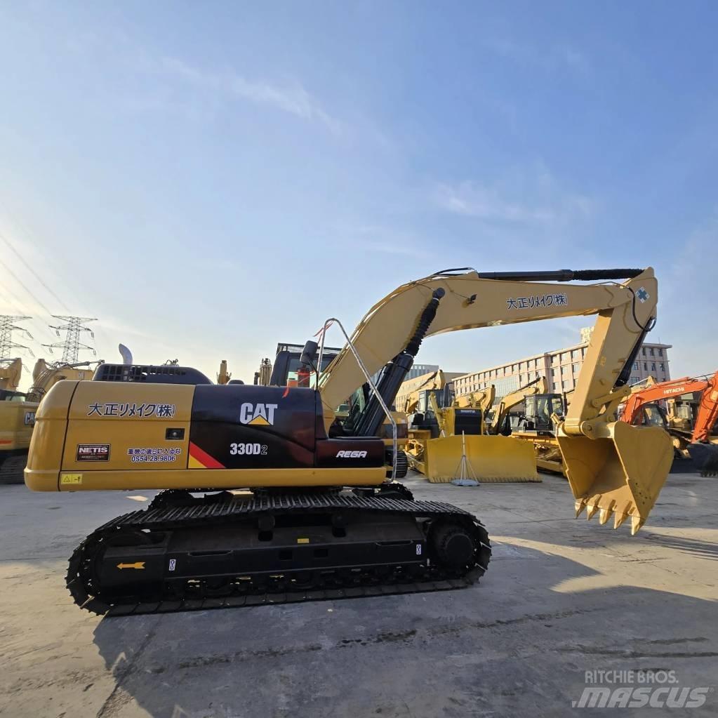 CAT 330 D2 Midi ekskavatörler 7 - 12 t