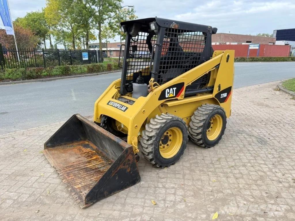 CAT 216B Turbo Skid steer loderler