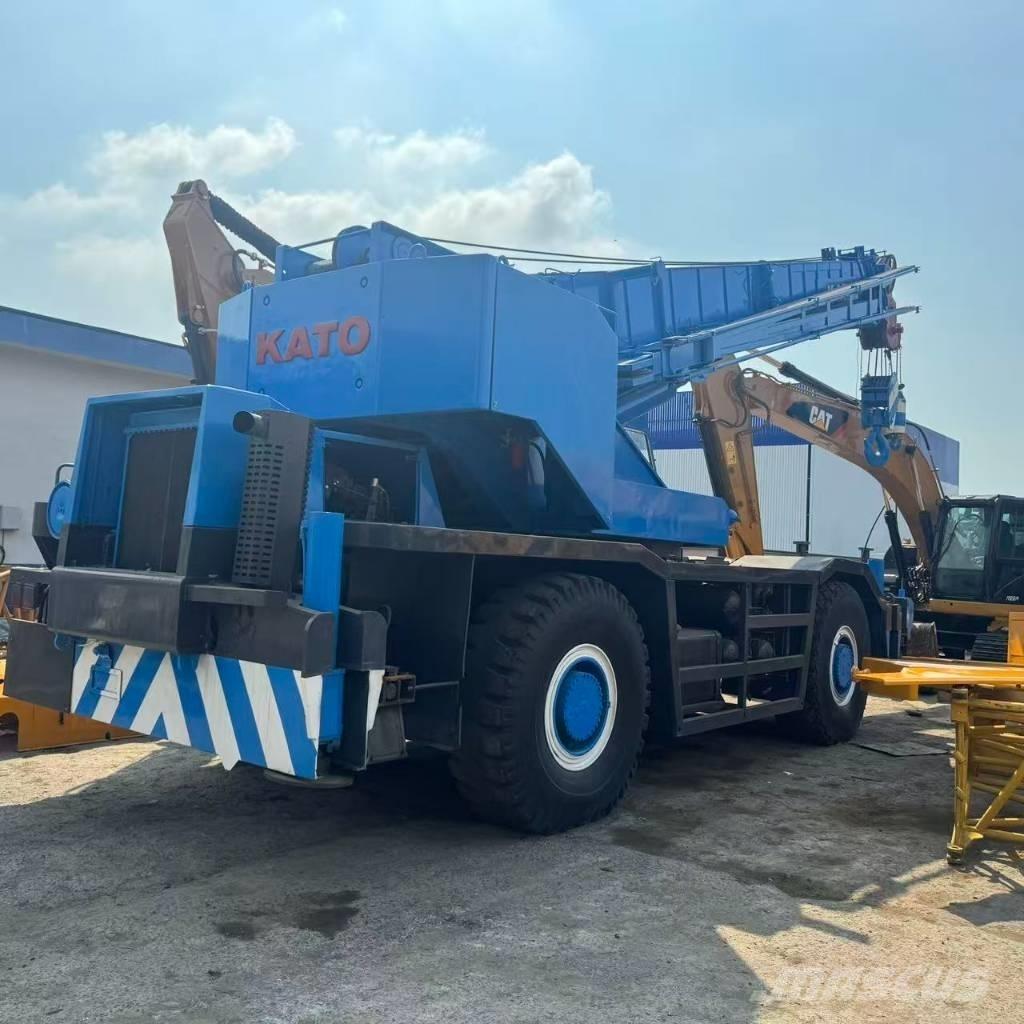 Kato KR 500-3 Arazi Tipi Vinçler (RT)