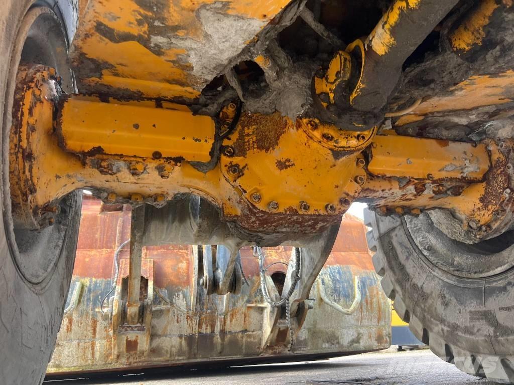 Volvo L 120 C Tekerlekli yükleyiciler