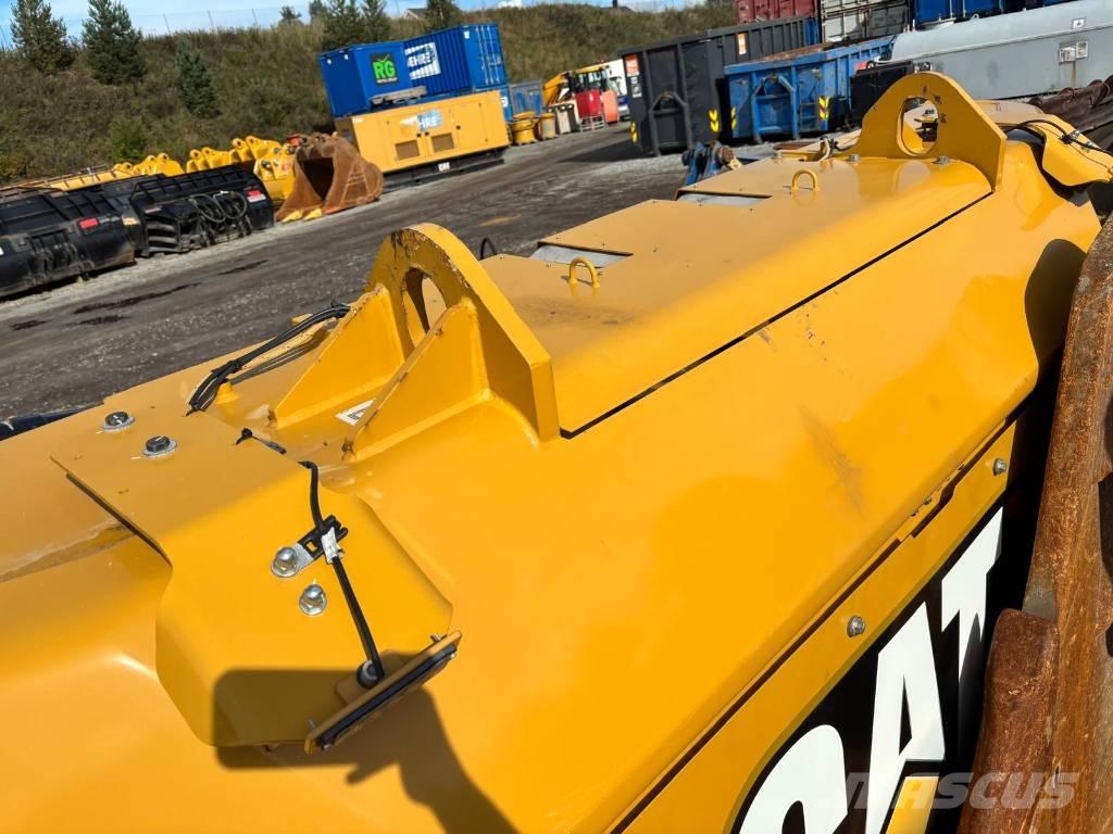 CAT 395 Paletli ekskavatörler