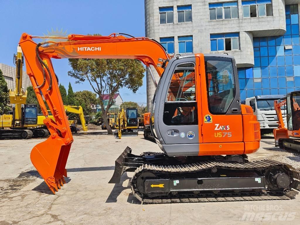 Hitachi ZX 75 Paletli ekskavatörler