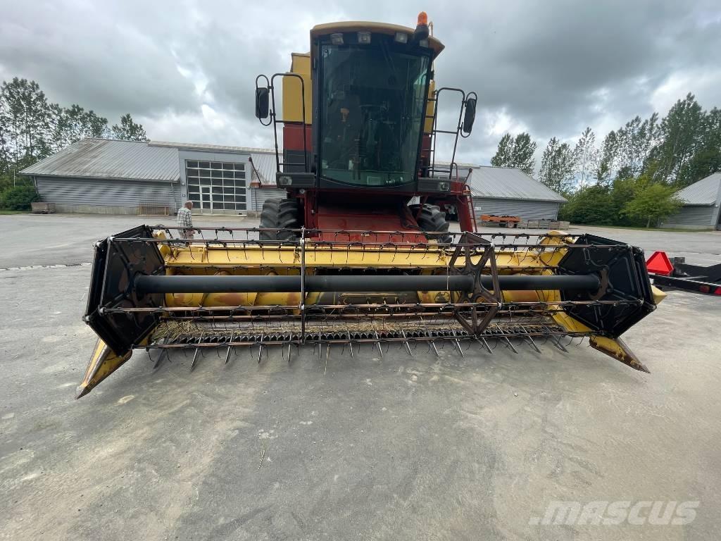 New Holland L520 Biçerdöverler