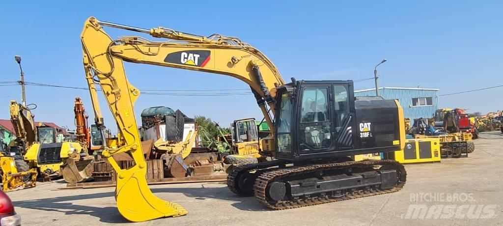 CAT 318FL Paletli ekskavatörler
