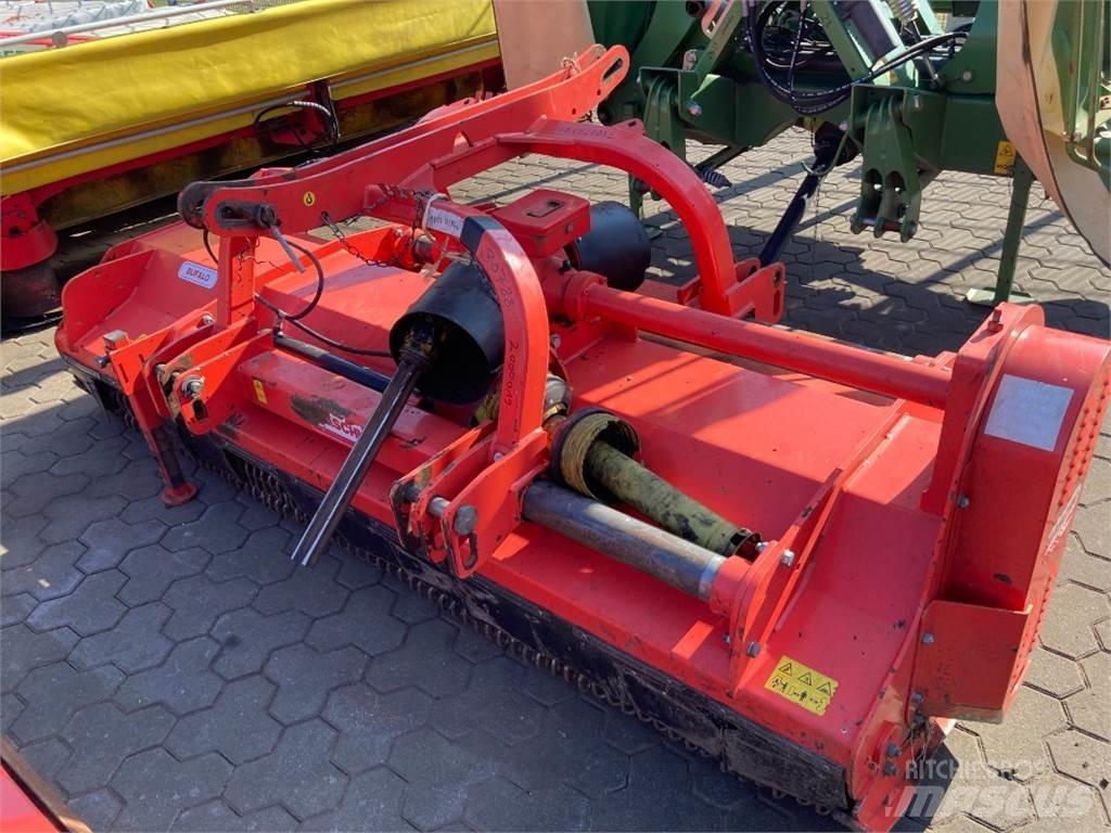 Maschio Bufalo 280 Diger yol bakim makinalari