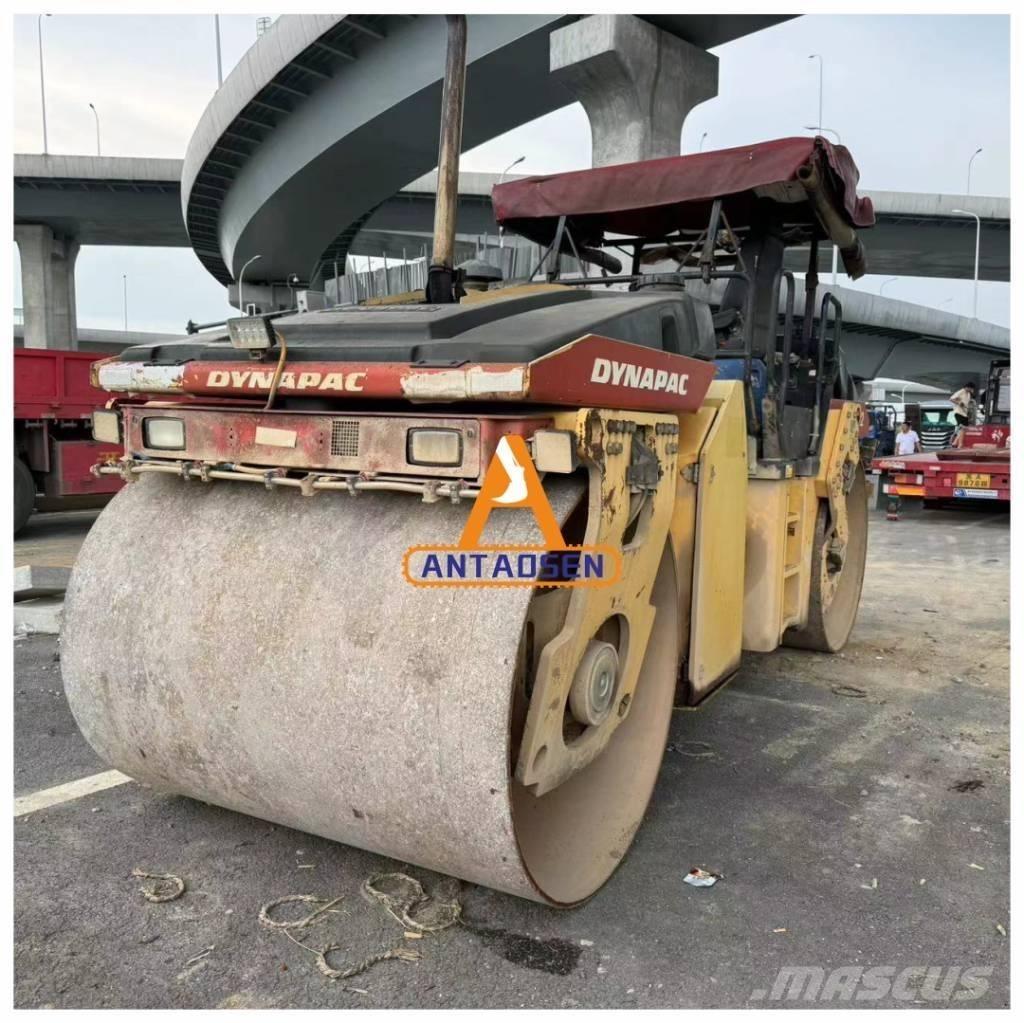 Dynapac CC422 Çift tamburlu silindirler