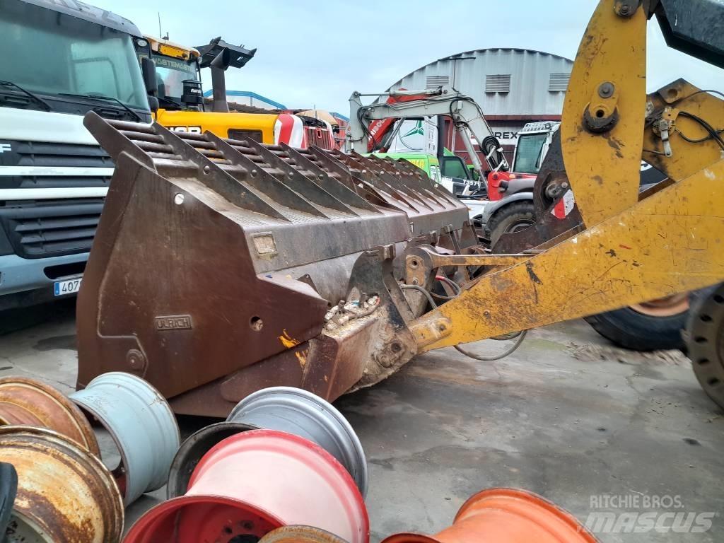 CAT 926 m Tekerlekli yükleyiciler