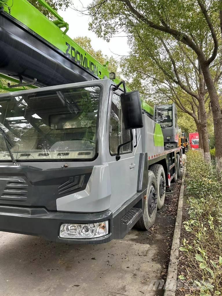 Zoomlion ZTC 700 V Yol-Arazi Tipi Vinçler (AT)