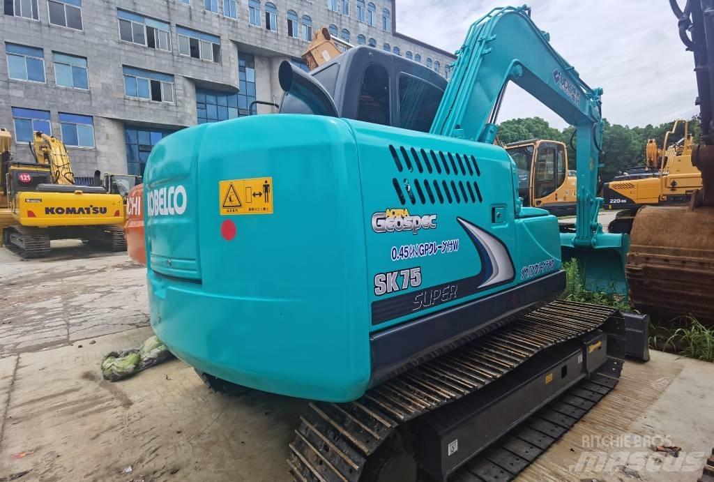 Kobelco SK 75 Midi ekskavatörler 7 - 12 t