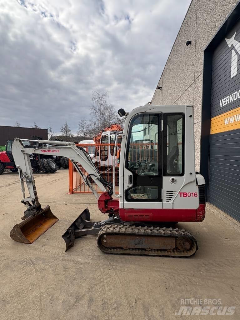 Takeuchi TB016 Mini ekskavatörler, 7 tona dek