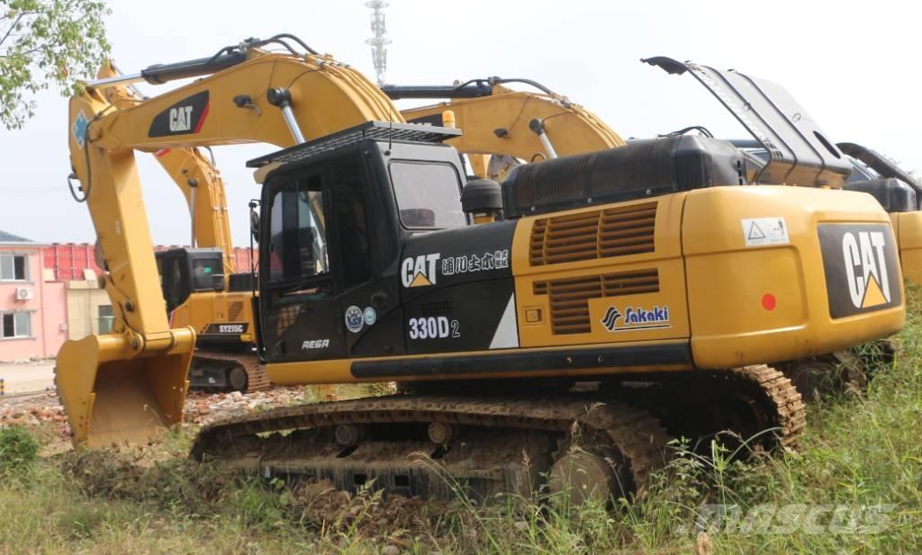 CAT 330D Paletli ekskavatörler