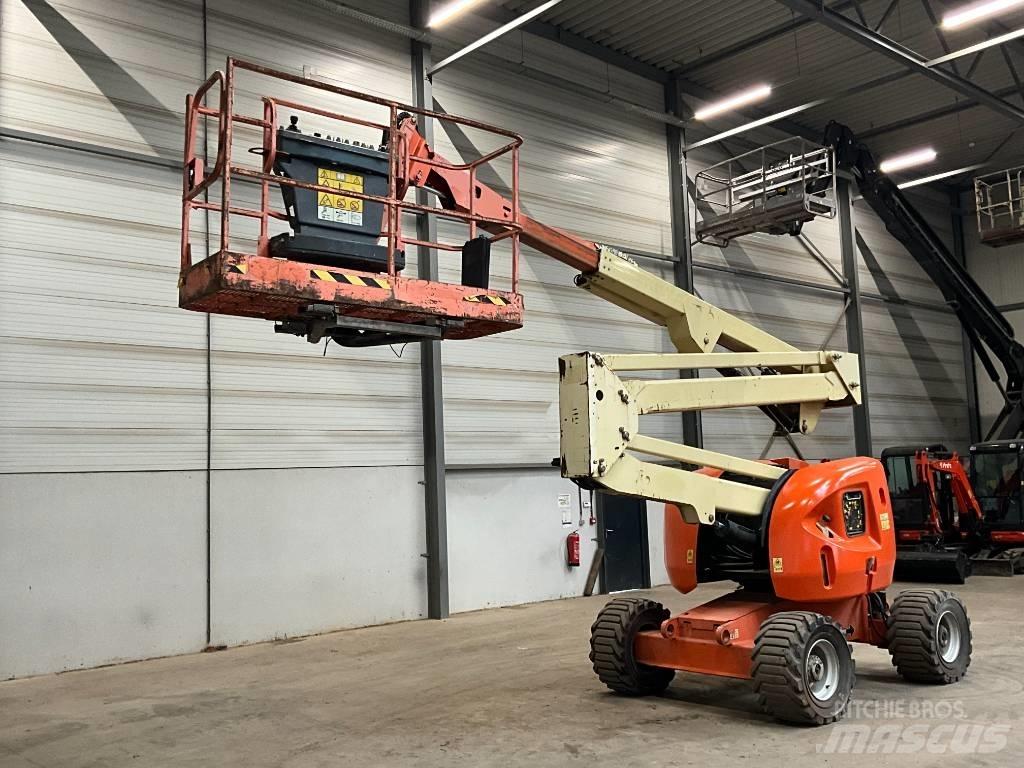 JLG 450 AJ Körüklü personel platformları