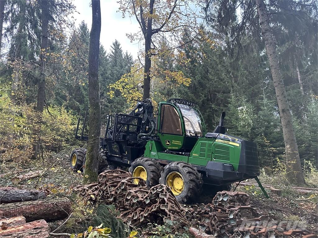 John Deere 1510G Tomruk yükleyici traktörler
