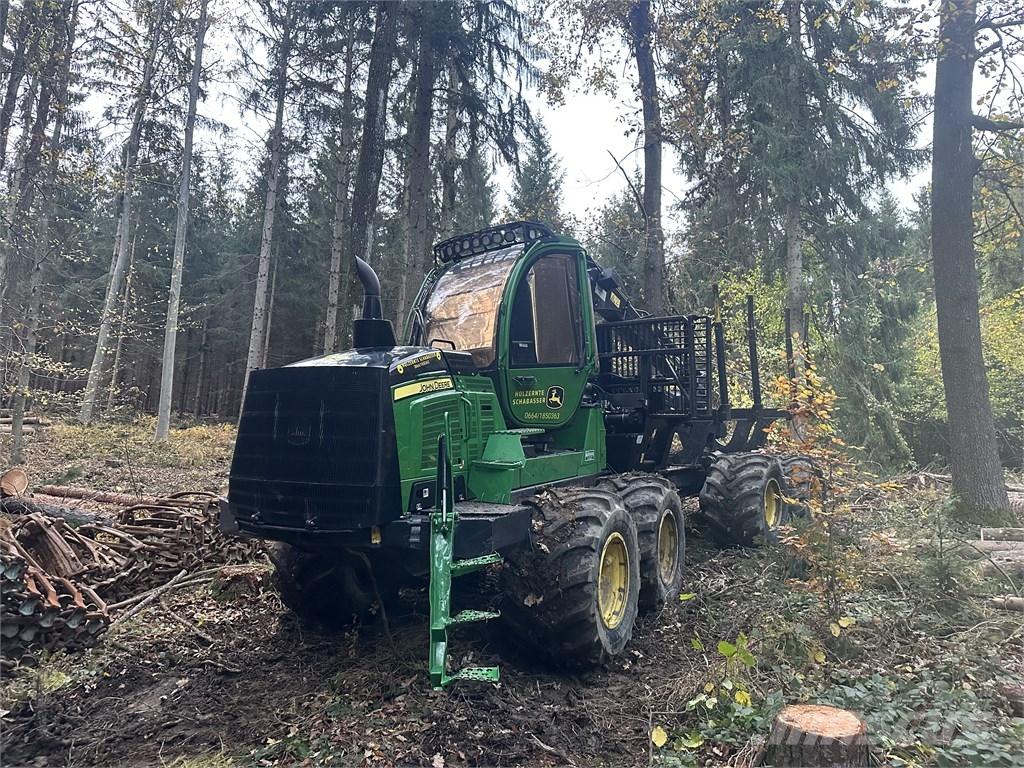 John Deere 1510G Tomruk yükleyici traktörler