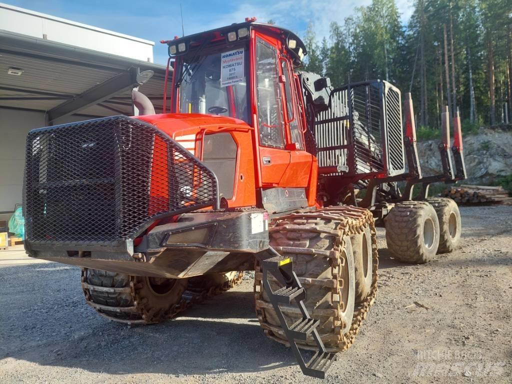 Komatsu 875 Tomruk yükleyici traktörler
