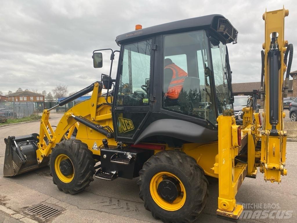 JCB 2 CX Kazıcı yükleyiciler - beko loder